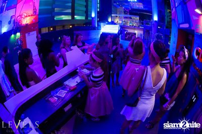 PIN UP ที่ เลเวลส์ — photo 11