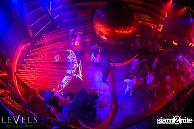 PIN UP ที่ เลเวลส์ — photo 62