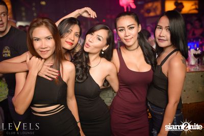 PIN UP ที่ เลเวลส์ — photo 86