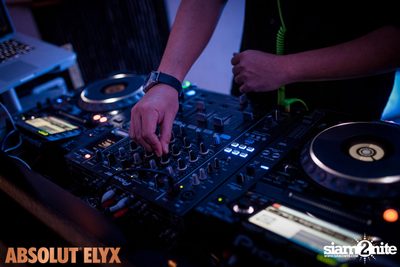 New VOGUE Lounge Highlight Vol. 5 — photo 131
