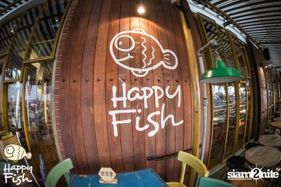 คืนวันศุกร์ ที่ร้าน แฮปปี้ ฟิช, เอเชีย ทีค เดอะ ริเวอร์ฟร้อนท์ — photo 7