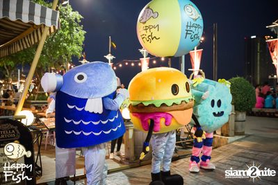 คืนวันศุกร์ ที่ร้าน แฮปปี้ ฟิช, เอเชีย ทีค เดอะ ริเวอร์ฟร้อนท์ — photo 14