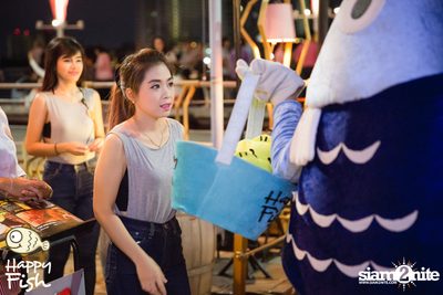 คืนวันศุกร์ ที่ร้าน แฮปปี้ ฟิช, เอเชีย ทีค เดอะ ริเวอร์ฟร้อนท์ — photo 15
