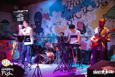 คืนวันศุกร์ ที่ร้าน แฮปปี้ ฟิช, เอเชีย ทีค เดอะ ริเวอร์ฟร้อนท์ — photo 27