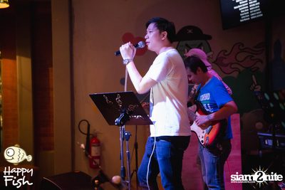 คืนวันศุกร์ ที่ร้าน แฮปปี้ ฟิช, เอเชีย ทีค เดอะ ริเวอร์ฟร้อนท์ — photo 28
