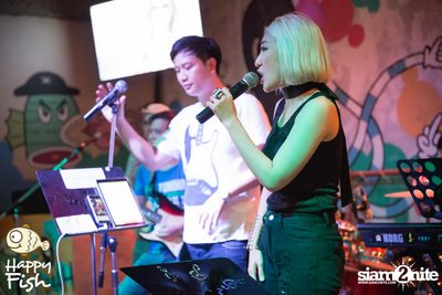คืนวันศุกร์ ที่ร้าน แฮปปี้ ฟิช, เอเชีย ทีค เดอะ ริเวอร์ฟร้อนท์ — photo 46