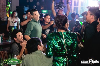 Chang Friend Day Friday at BottomsUp — photo 10