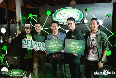 Chang Friend Day Friday at BottomsUp — photo 18