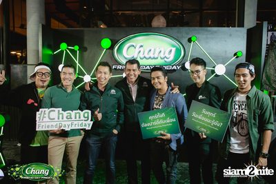 Chang Friend Day Friday at BottomsUp — photo 20