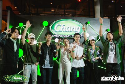 Chang Friend Day Friday at BottomsUp — photo 25