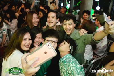 Chang Friend Day Friday at BottomsUp — photo 39