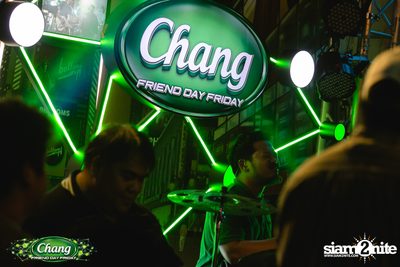 Chang Friend Day Friday at BottomsUp — photo 109