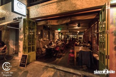 CS Airways โดย Beefeater Vol.3 ที่ เลอ คาเฟ่ เดส์ สตาชิแอค์ — photo 180