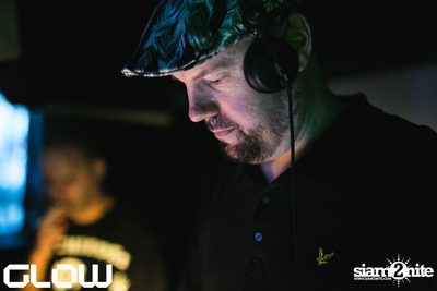 Berlin Beats welcomes Alan Ritchie (Pontoon Pulse, UK) at GLOW — photo 9
