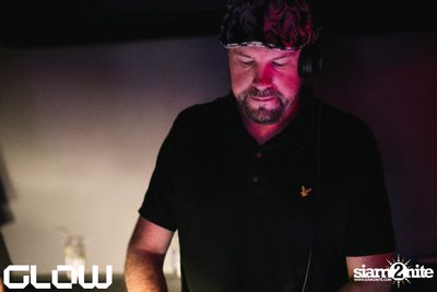 Berlin Beats welcomes Alan Ritchie (Pontoon Pulse, UK) at GLOW — photo 21