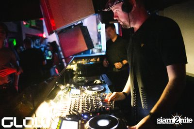 Berlin Beats welcomes Alan Ritchie (Pontoon Pulse, UK) at GLOW — photo 36