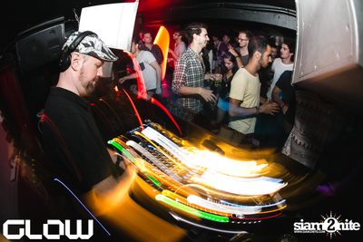 Berlin Beats welcomes Alan Ritchie (Pontoon Pulse, UK) at GLOW — photo 65