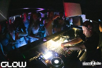 Berlin Beats welcomes Alan Ritchie (Pontoon Pulse, UK) at GLOW — photo 76