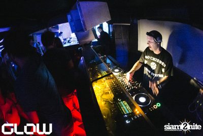 Berlin Beats welcomes Alan Ritchie (Pontoon Pulse, UK) at GLOW — photo 101