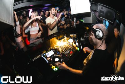 Berlin Beats welcomes Alan Ritchie (Pontoon Pulse, UK) at GLOW — photo 105