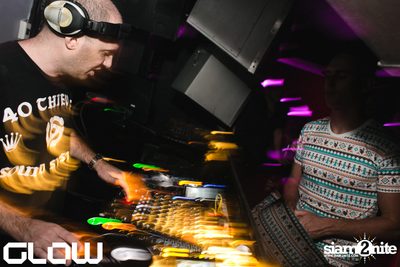 Berlin Beats welcomes Alan Ritchie (Pontoon Pulse, UK) at GLOW — photo 112