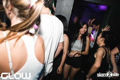Berlin Beats welcomes Alan Ritchie (Pontoon Pulse, UK) at GLOW — photo 113