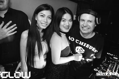Berlin Beats welcomes Alan Ritchie (Pontoon Pulse, UK) at GLOW — photo 119