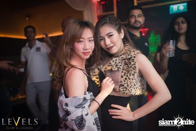 ปาร์ตี้คืนวันเสาร์ ที่ร้าน เลเวล คลับ, สุขุมวิท ซอย 11 — photo 25