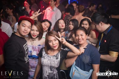 ปาร์ตี้คืนวันเสาร์ ที่ร้าน เลเวล คลับ, สุขุมวิท ซอย 11 — photo 48