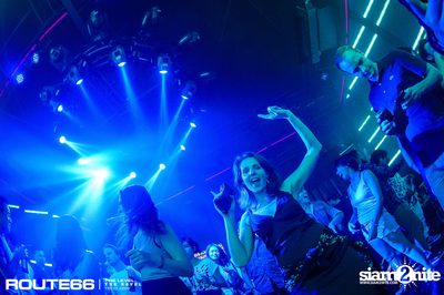 ปาร์ตี้คืนวันเสาร์ ที่ร้าน รูท ซิกตี้ซิก คลับ อาร์ซีเอ — photo 45