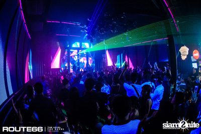 ปาร์ตี้คืนวันเสาร์ ที่ร้าน รูท ซิกตี้ซิก คลับ อาร์ซีเอ — photo 78