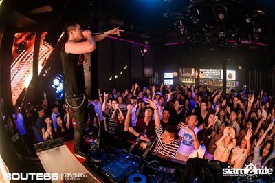 ปาร์ตี้คืนวันเสาร์ ที่ร้าน รูท ซิกตี้ซิก คลับ อาร์ซีเอ — photo 84