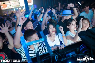 ปาร์ตี้คืนวันเสาร์ ที่ร้าน รูท ซิกตี้ซิก คลับ อาร์ซีเอ — photo 89