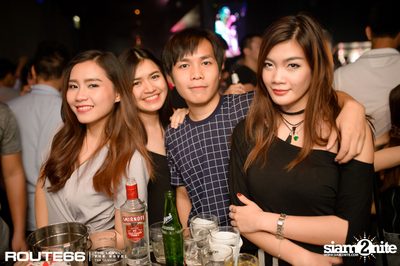ปาร์ตี้คืนวันเสาร์ ที่ร้าน รูท ซิกตี้ซิก คลับ อาร์ซีเอ — photo 120