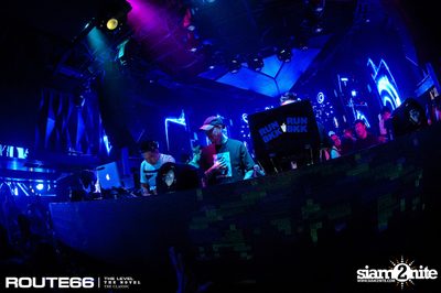 ปาร์ตี้คืนวันเสาร์ ที่ร้าน รูท ซิกตี้ซิก คลับ อาร์ซีเอ — photo 128