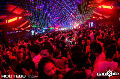 ปาร์ตี้คืนวันเสาร์ ที่ร้าน รูท ซิกตี้ซิก คลับ อาร์ซีเอ — photo 131