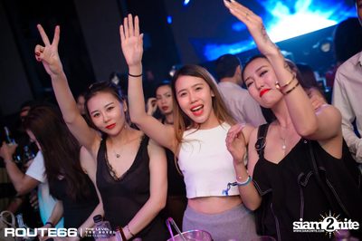 ปาร์ตี้คืนวันเสาร์ ที่ร้าน รูท ซิกตี้ซิก คลับ อาร์ซีเอ — photo 134