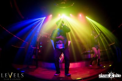 Tropical Mondays ที่ เลเวลส์ — photo 44