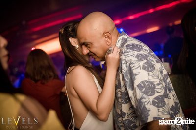 Tropical Mondays ที่ เลเวลส์ — photo 96