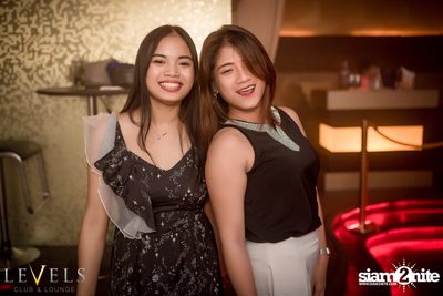 Tropical Mondays ที่ เลเวลส์ — photo 103