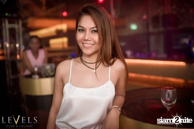 Tropical Mondays ที่ เลเวลส์ — photo 104