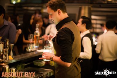 FTCC Young Professionals Networking Cocktail at VOGUE Lounge — photo 71