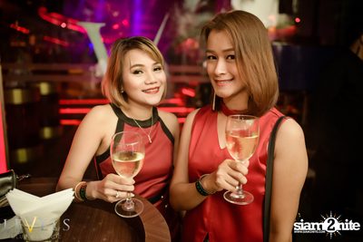 Meg & Nerak ที่ เลเวลส์ — photo 21