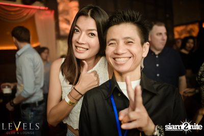 Meg & Nerak ที่ เลเวลส์ — photo 25