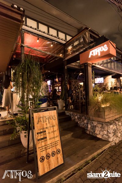 Friday Night at Atmos, Thonglor Soi 10 — photo 17