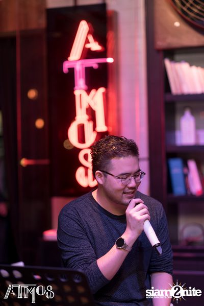 Friday Night at Atmos, Thonglor Soi 10 — photo 23
