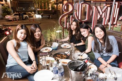 Friday Night at Atmos, Thonglor Soi 10 — photo 29