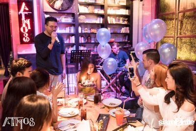 Friday Night at Atmos, Thonglor Soi 10 — photo 40