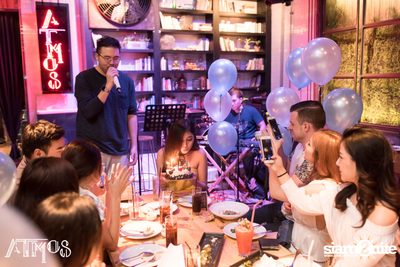 Friday Night at Atmos, Thonglor Soi 10 — photo 41