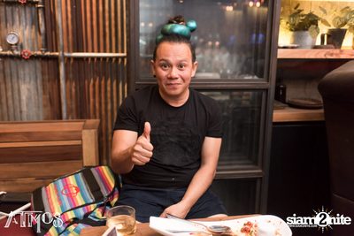 Friday Night at Atmos, Thonglor Soi 10 — photo 59